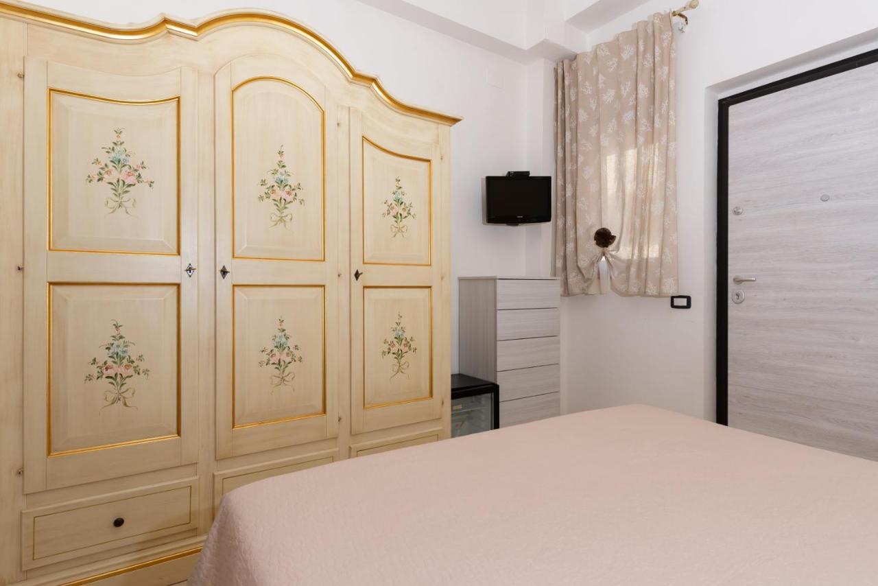 B&B Martina Агрополи Екстериор снимка
